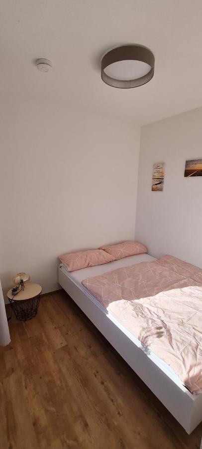 Moderne Wohlfuehlferienwohnung In Hildburghausen Exterior foto